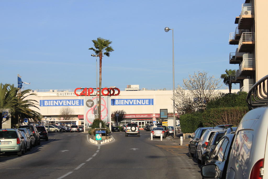 Apartamento Azur 3000 Saint-Laurent-du-Var Exterior foto