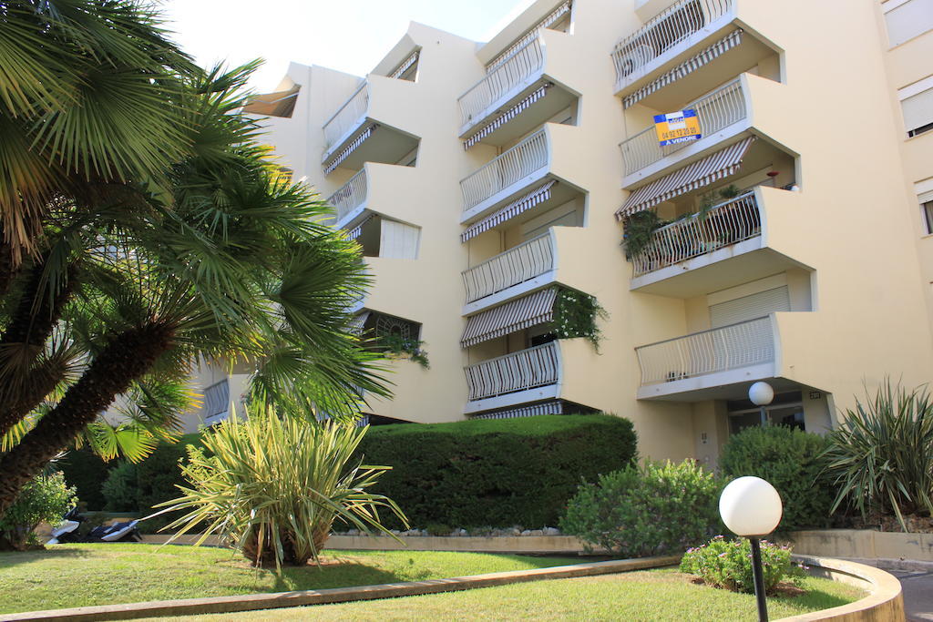 Apartamento Azur 3000 Saint-Laurent-du-Var Exterior foto