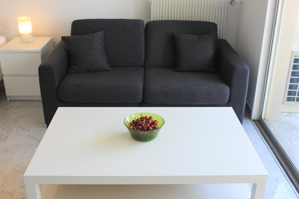 Apartamento Azur 3000 Saint-Laurent-du-Var Habitación foto