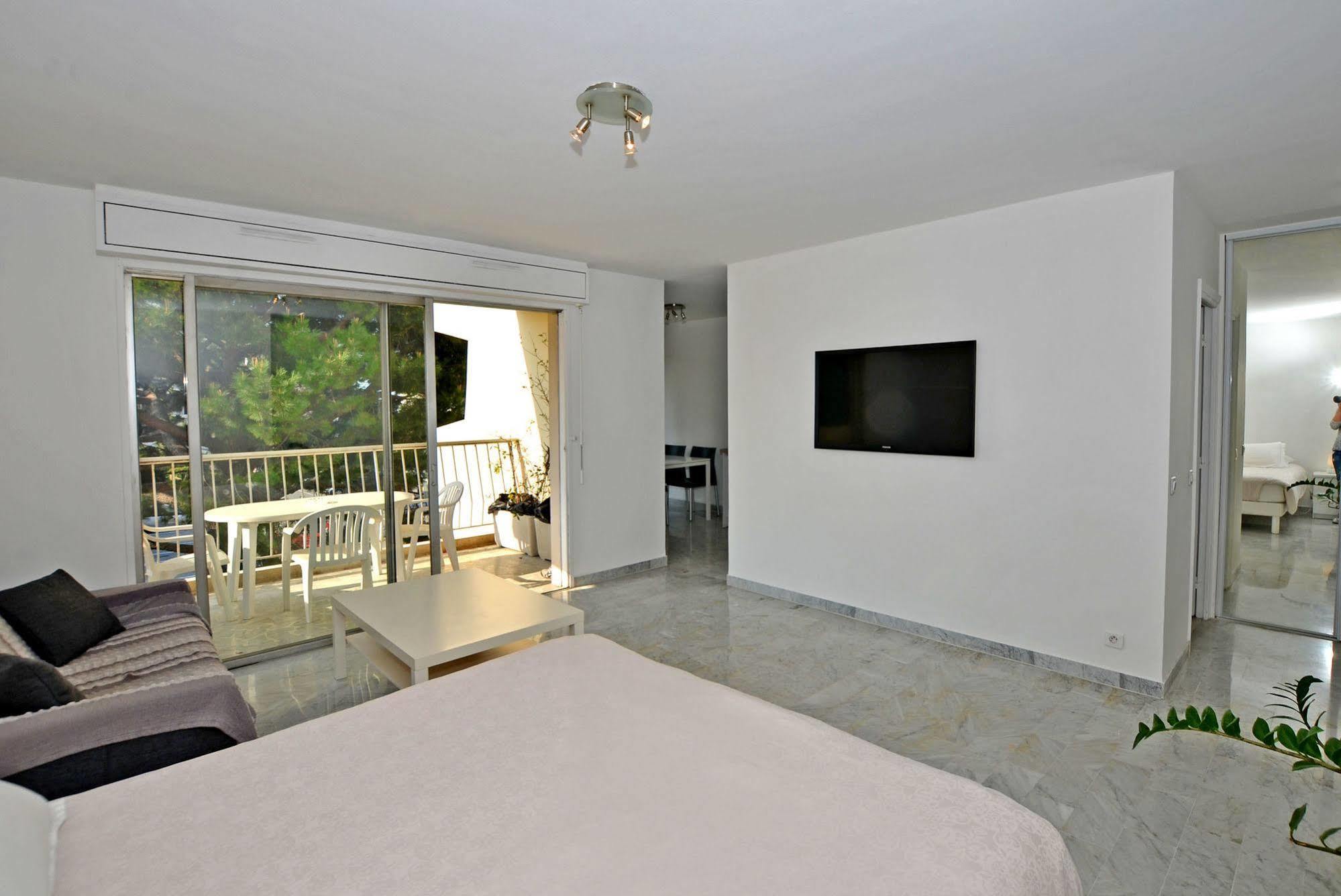 Apartamento Azur 3000 Saint-Laurent-du-Var Exterior foto
