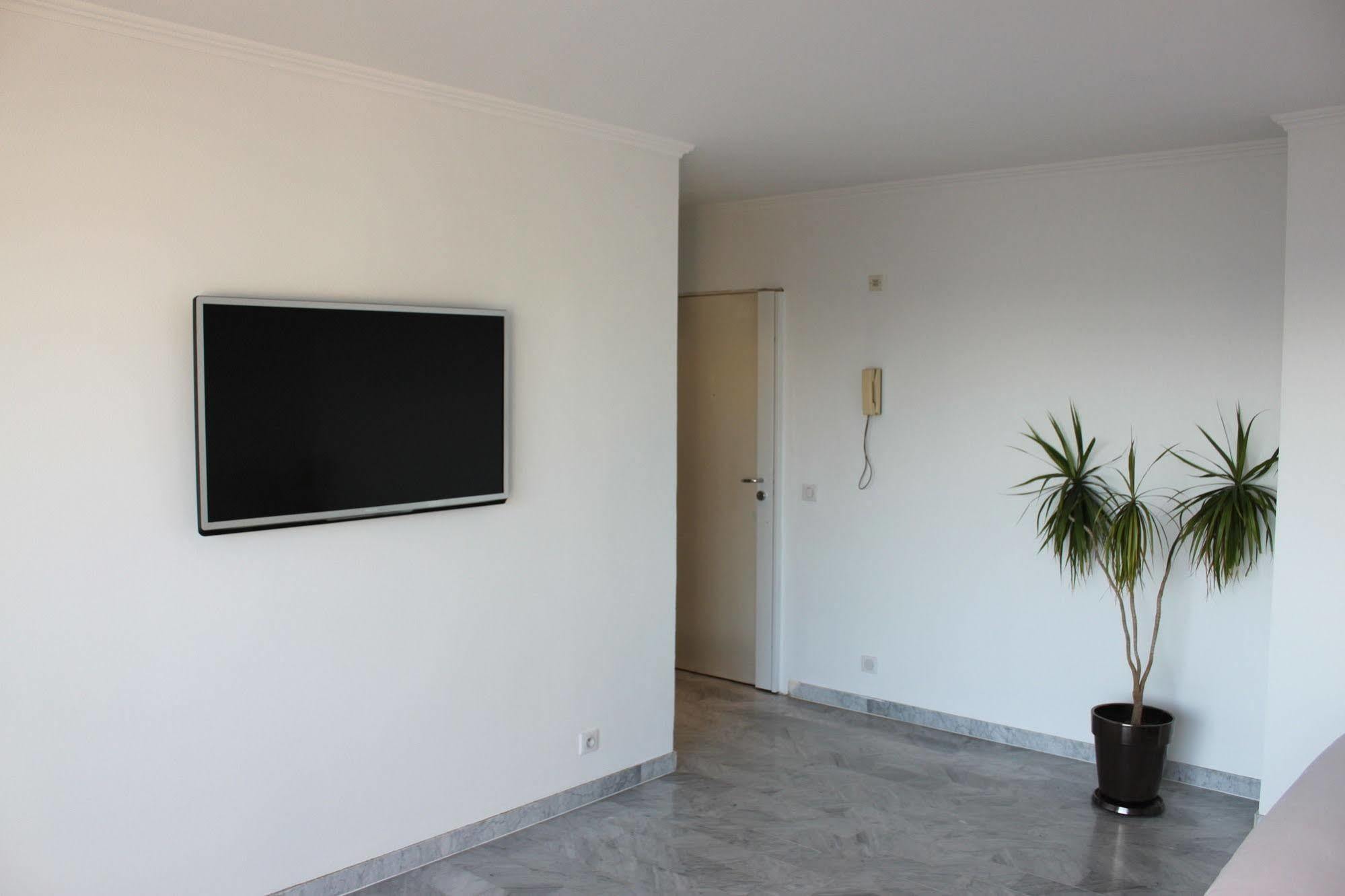 Apartamento Azur 3000 Saint-Laurent-du-Var Exterior foto