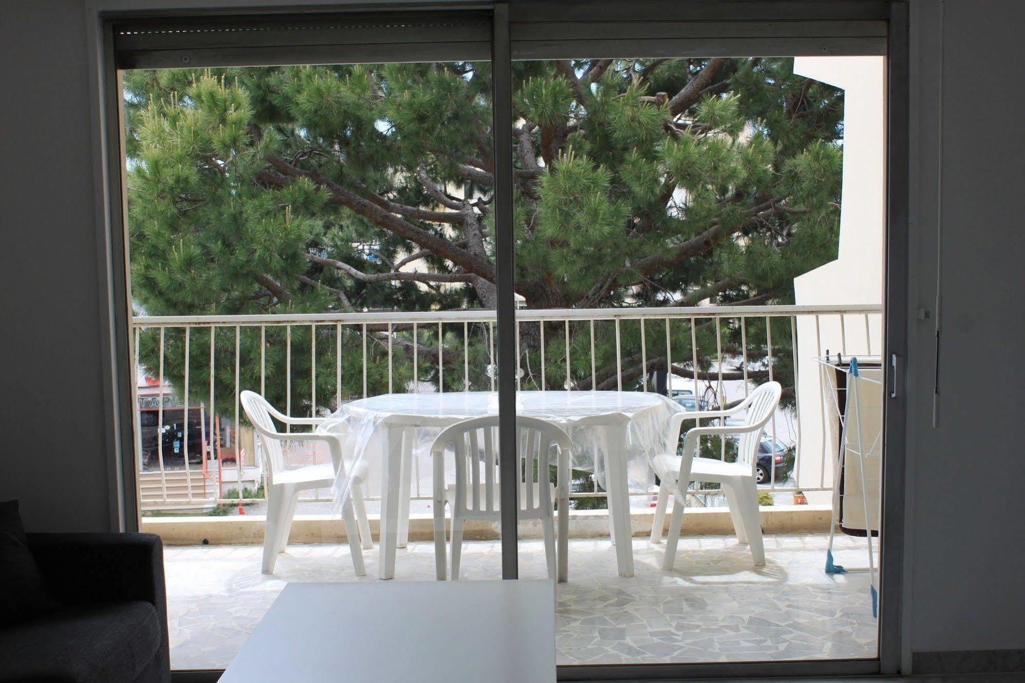 Apartamento Azur 3000 Saint-Laurent-du-Var Exterior foto
